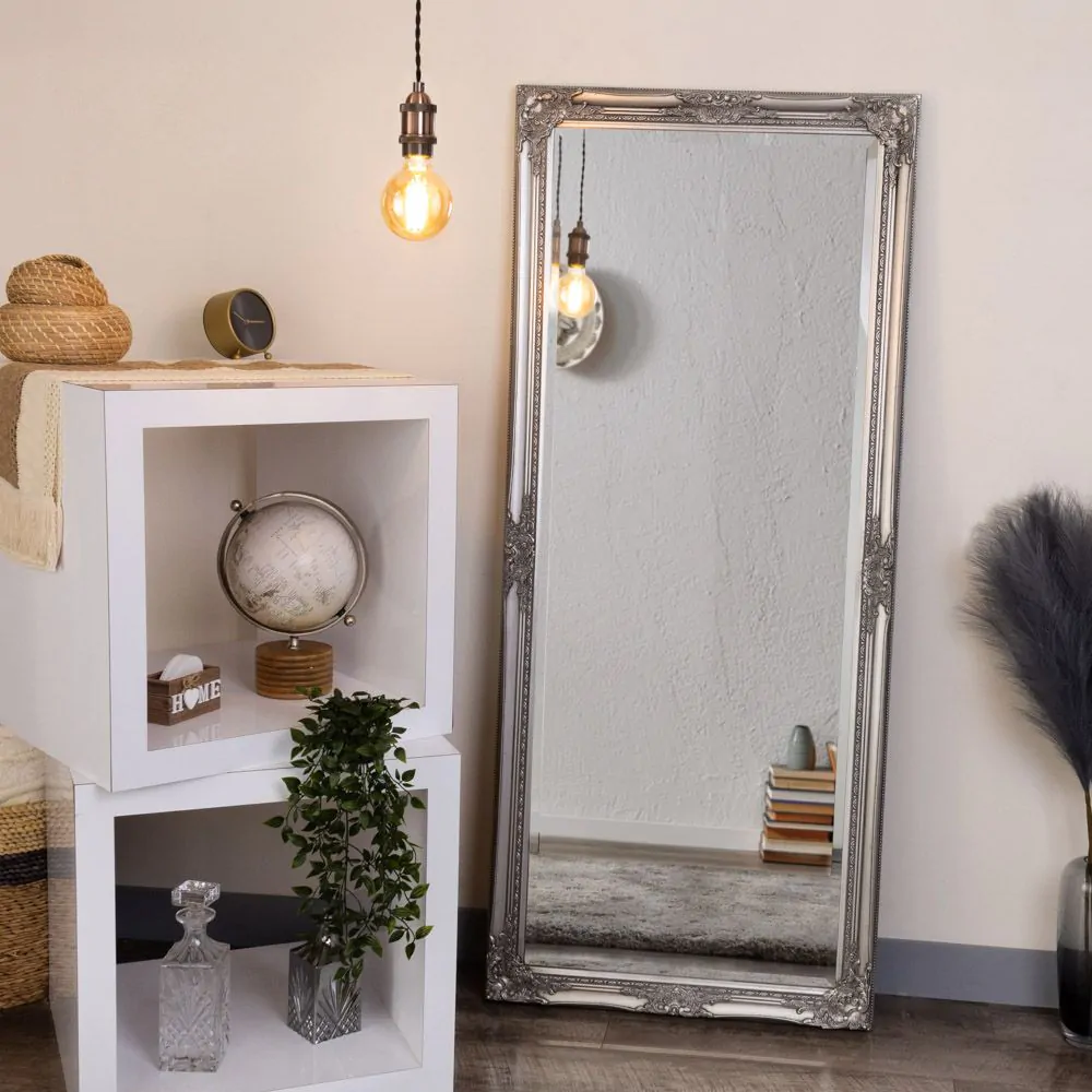 6W LED ES E27 Vintage Filament Large Globe Bulb, Tinted - Image 2