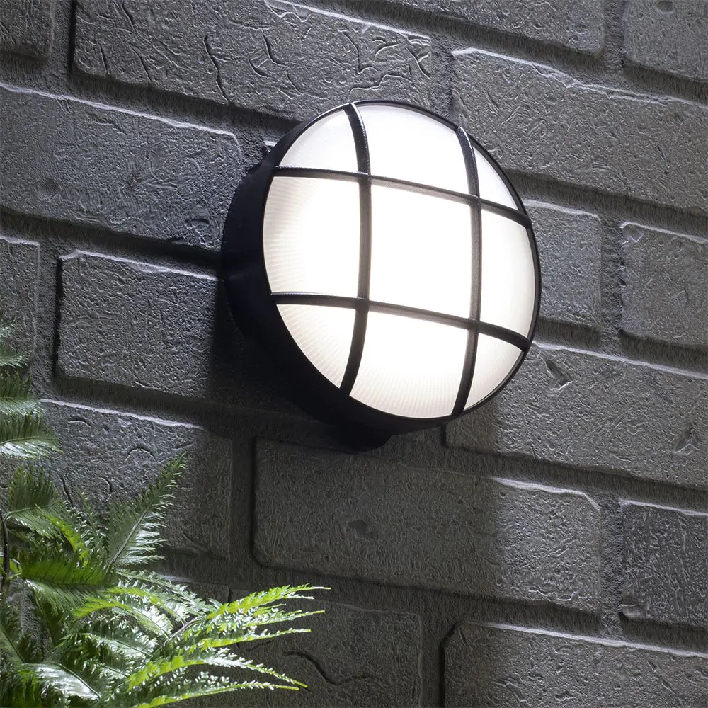 Jon 8 Watt LED Round Grid Outdoor Bulkhead Light, Black - Image 2