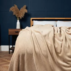 Microfleece Throw, Latte