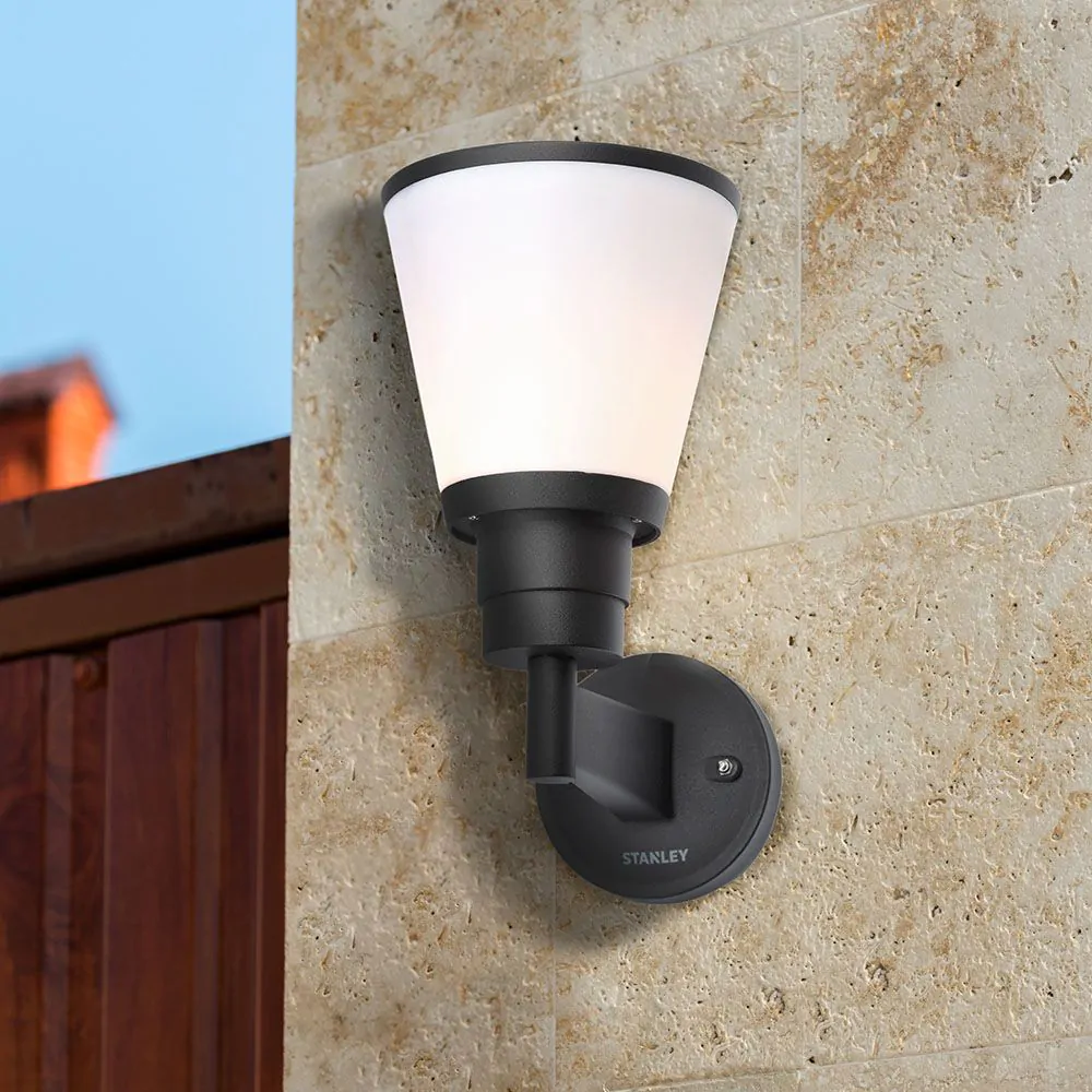 Stanley Begna Outdoor LED Wall Light, Black